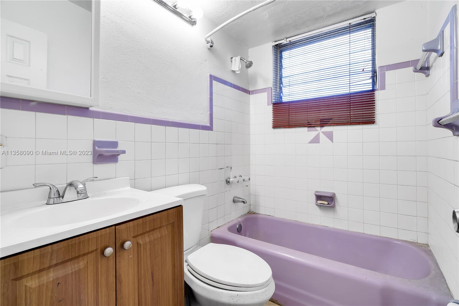 N MIAMI ESTATES - Residential Income