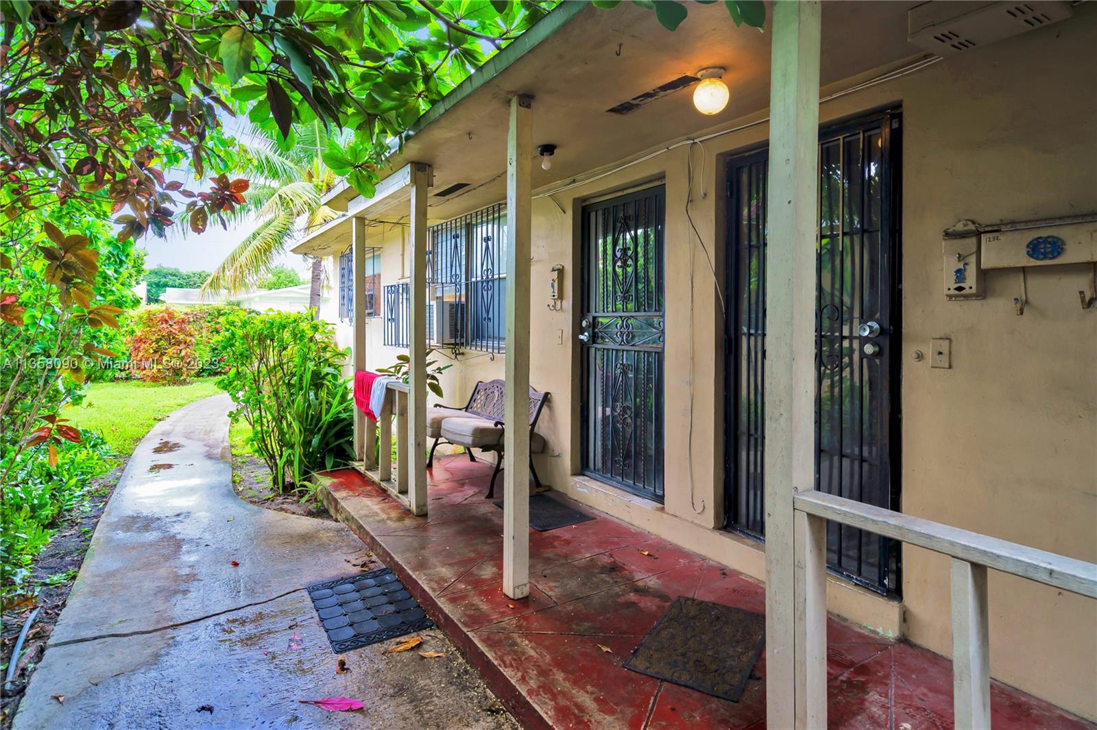 N MIAMI ESTATES - Residential Income