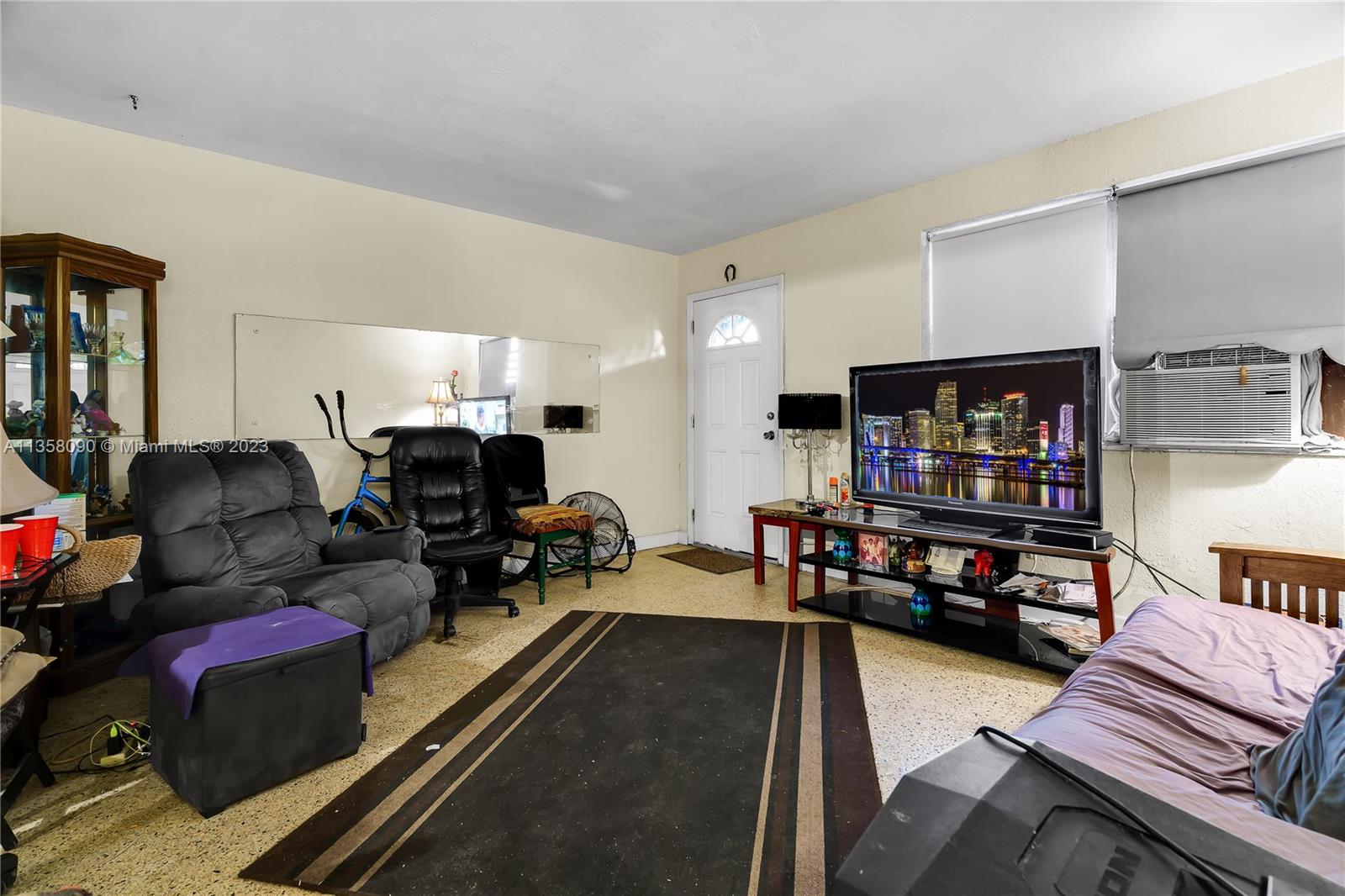 N MIAMI ESTATES - Residential Income