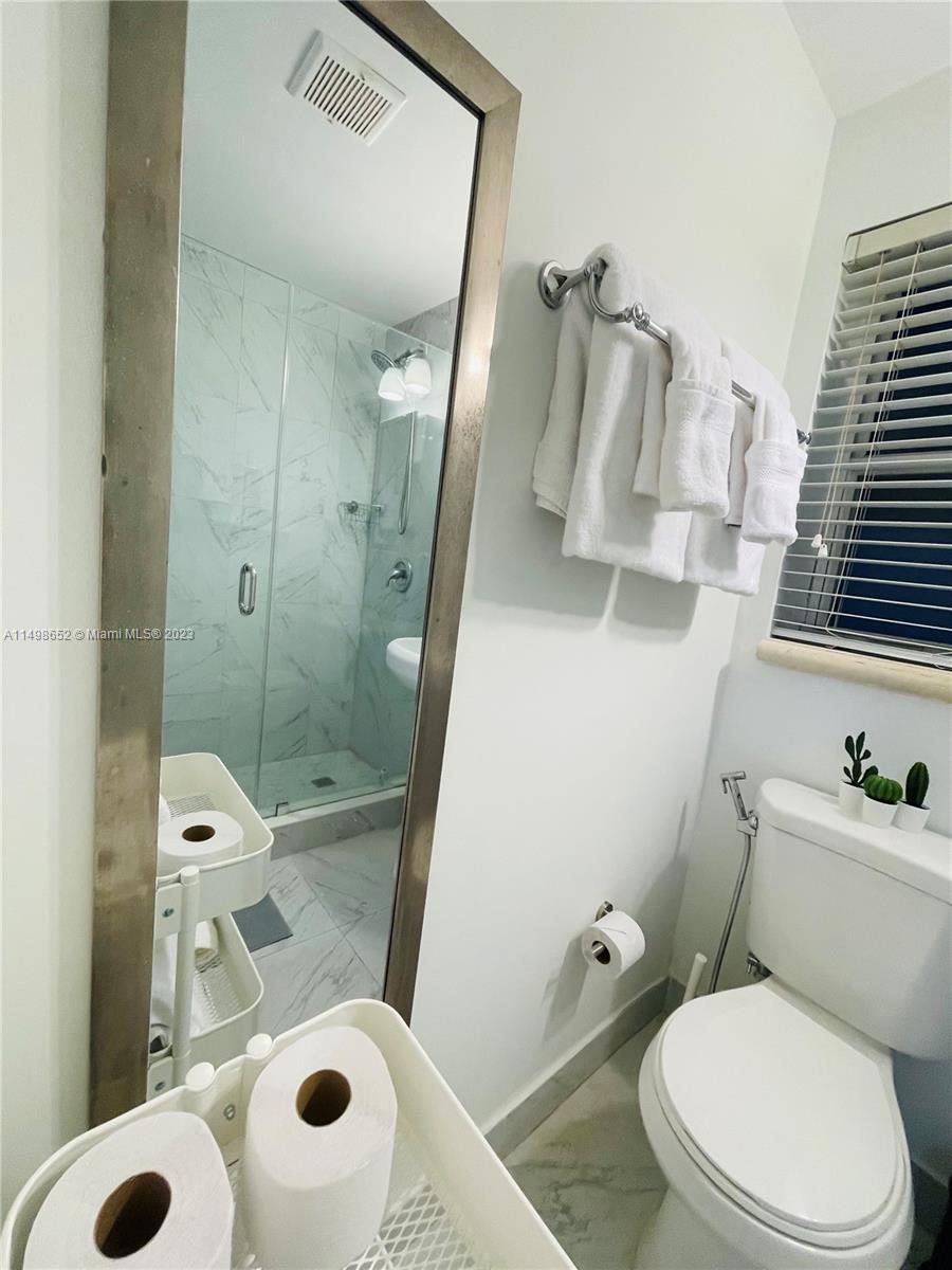 ALTOS DEL MAR NO 3 - Residential Lease