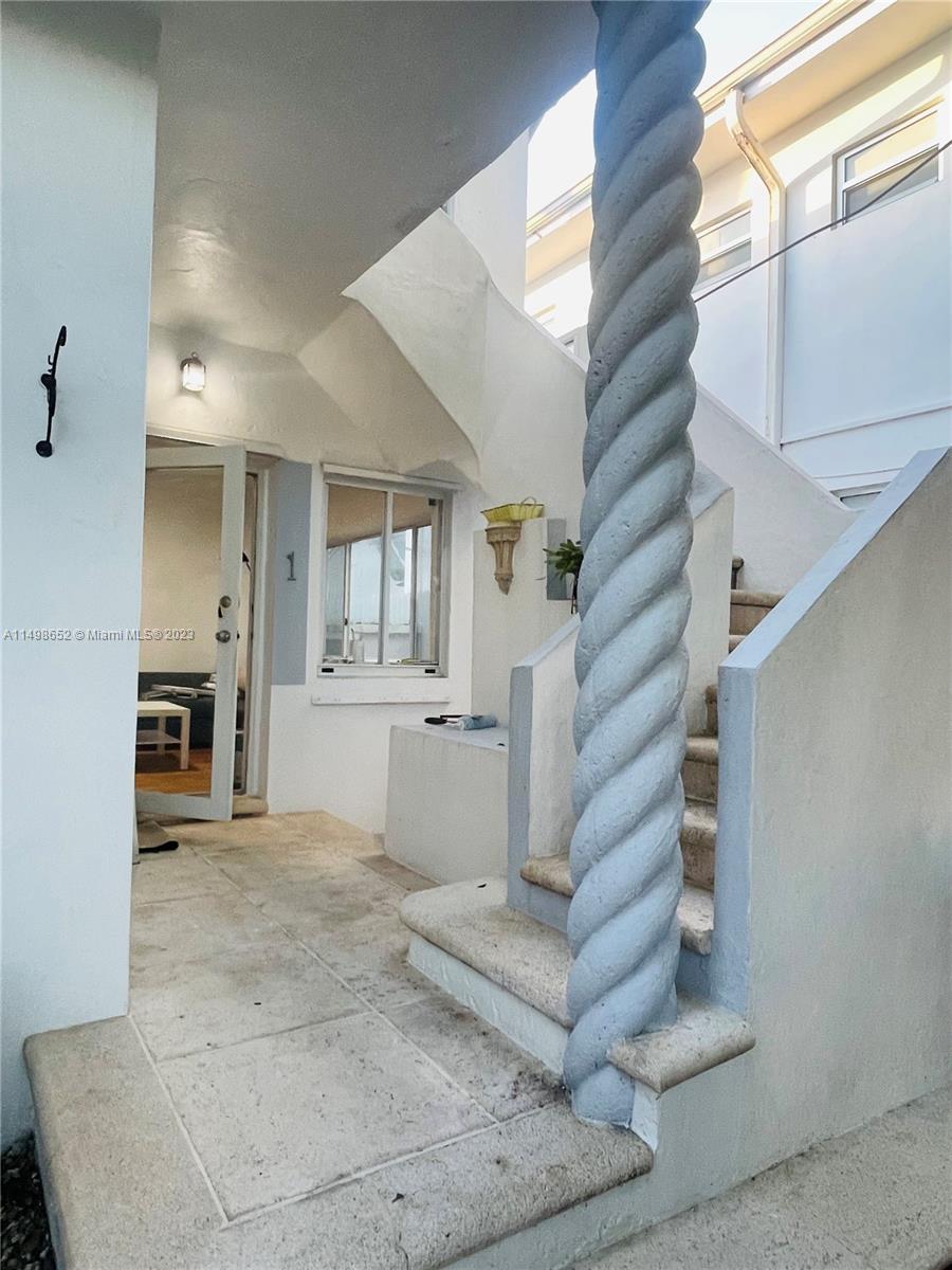 ALTOS DEL MAR NO 3 - Residential Lease