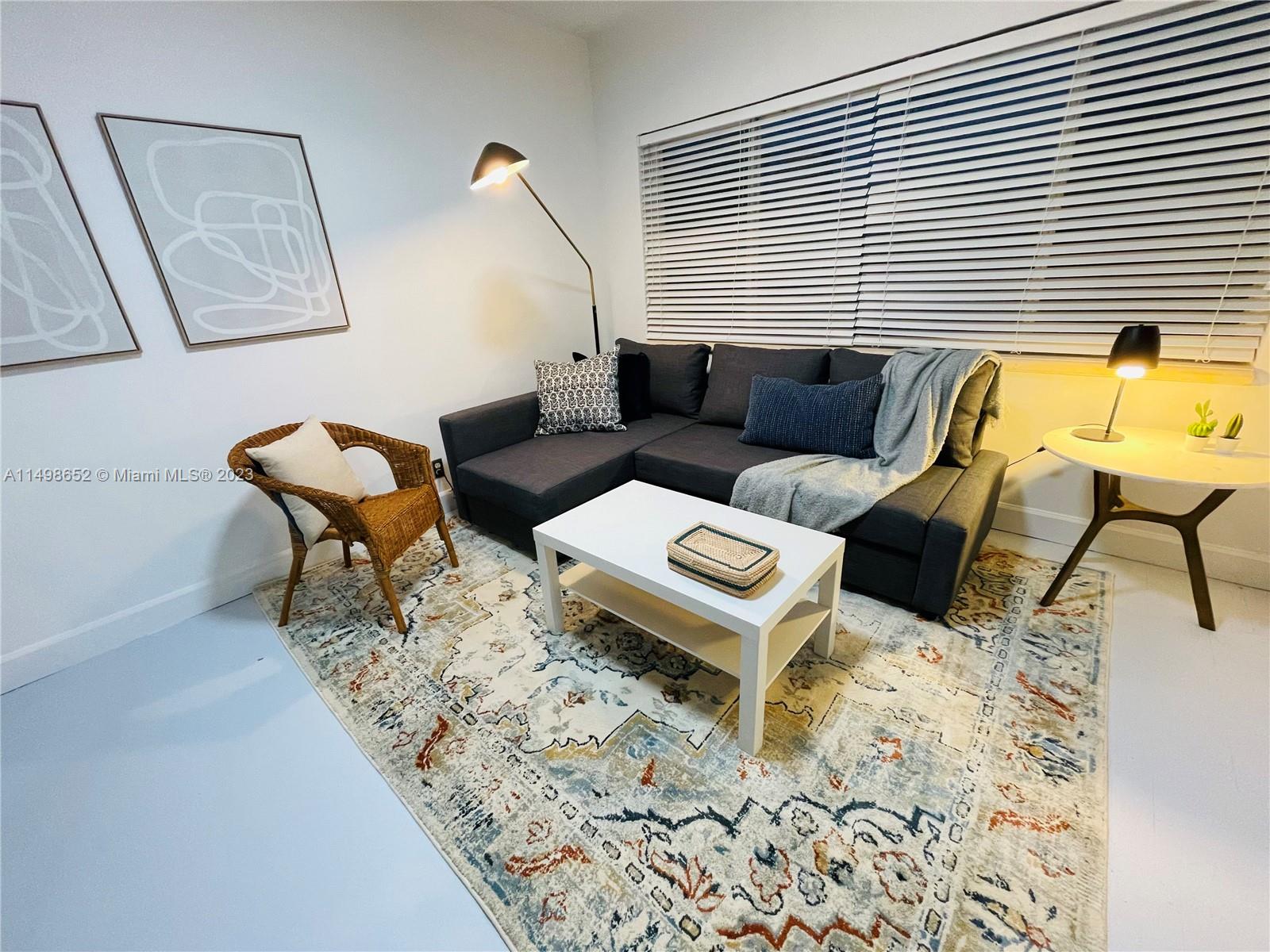ALTOS DEL MAR NO 3 - Residential Lease