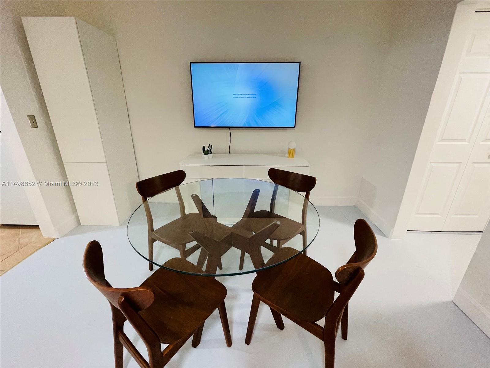 ALTOS DEL MAR NO 3 - Residential Lease