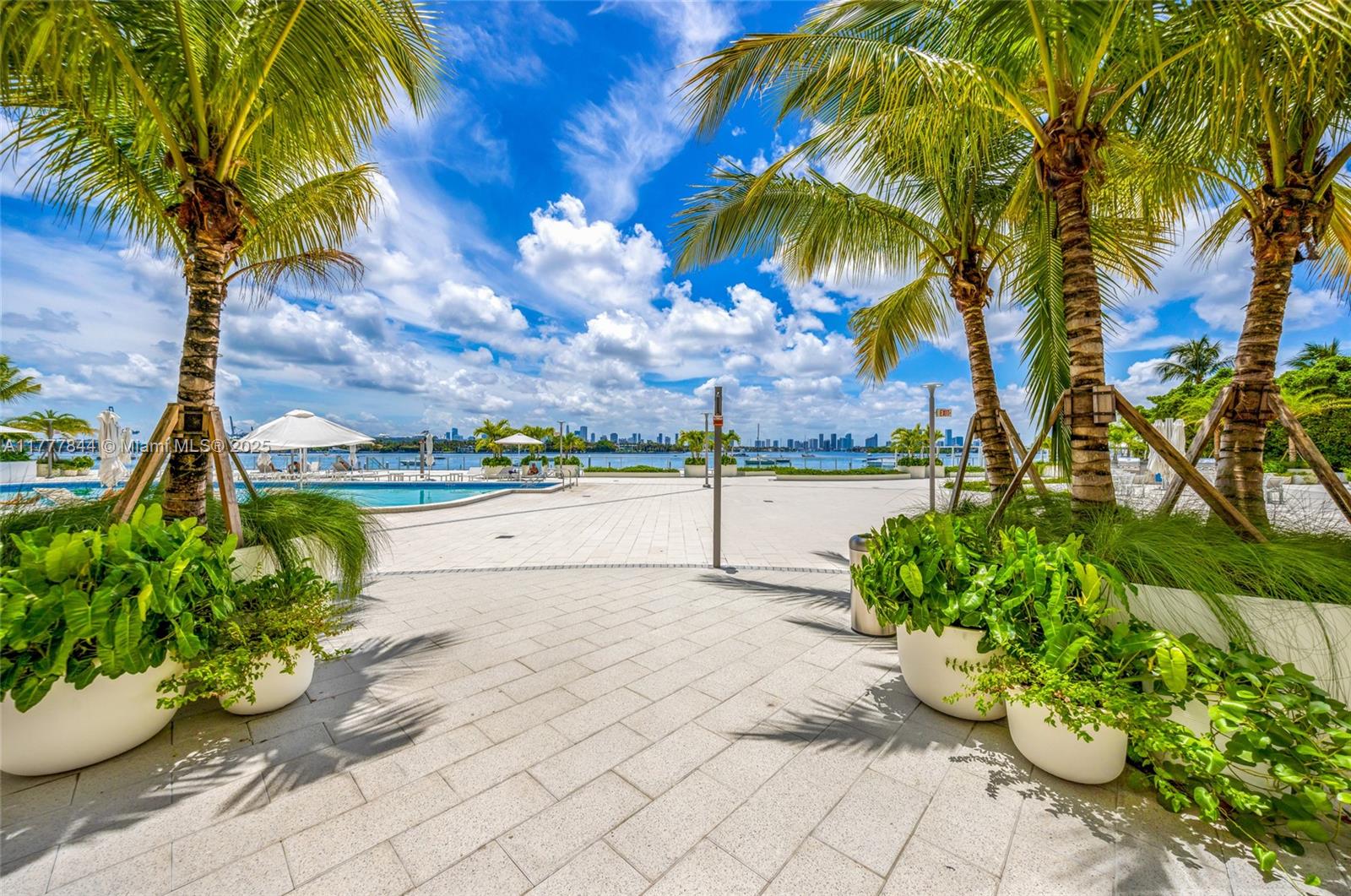 MIRADOR 1000 CONDO - Residential Lease