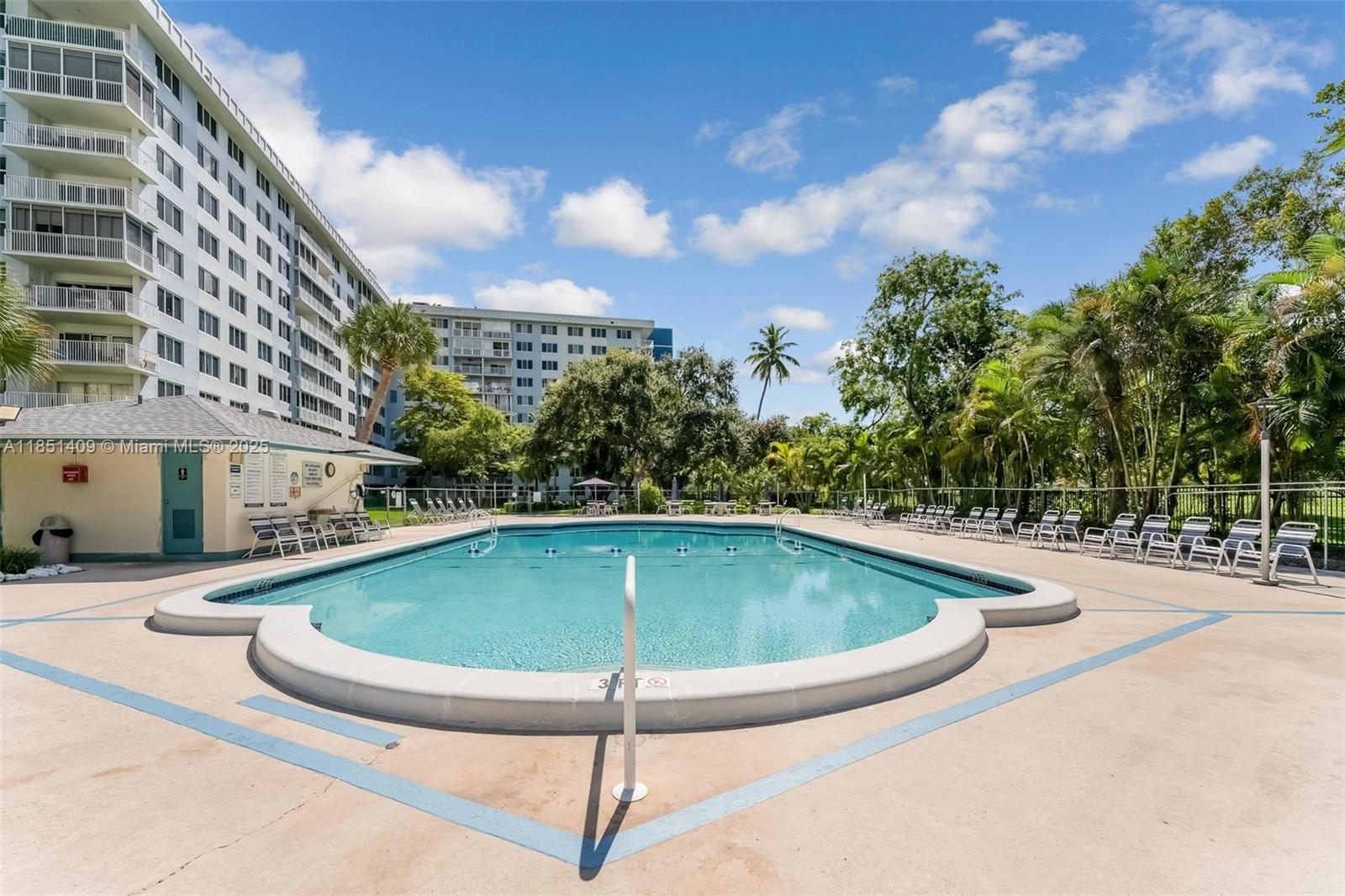 HILLCREST EAST NO 23 COND - Residential