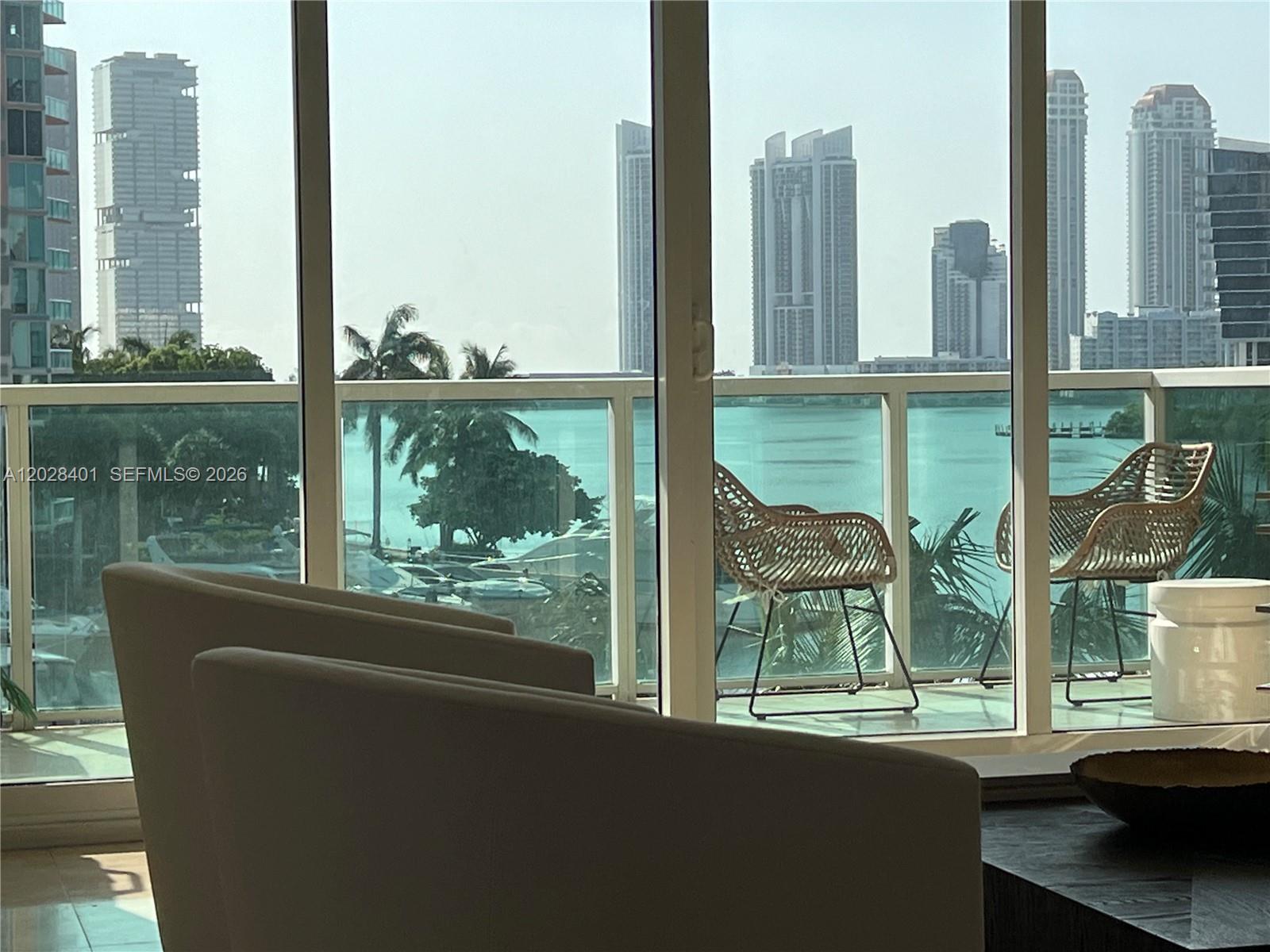 AVENTURA MARINA CONDO NUM - Residential