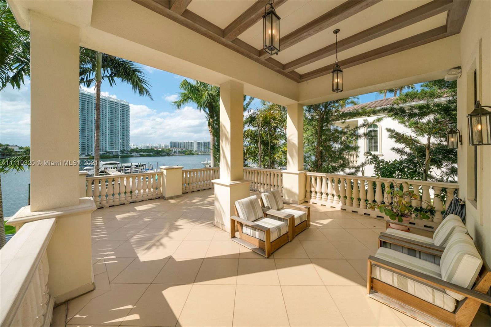 ISLAND ESTATES - Residential