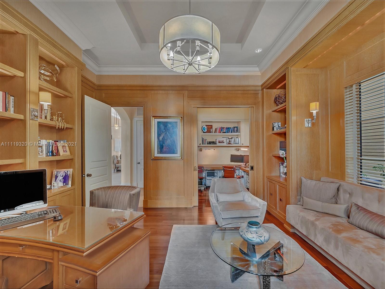 ISLAND ESTATES - Residential