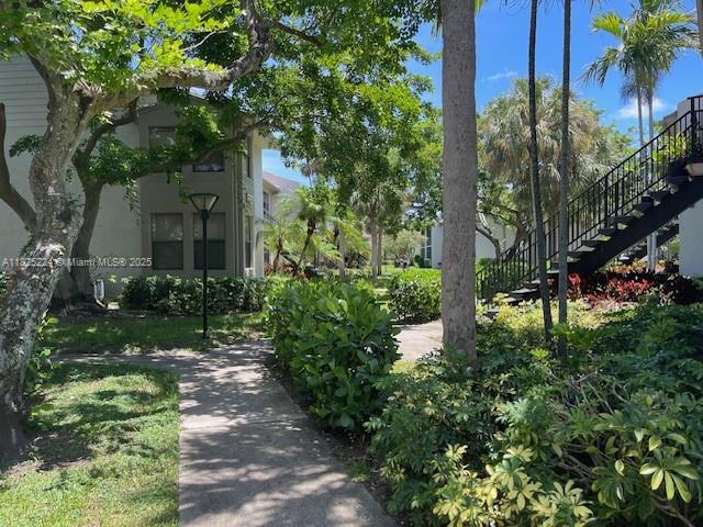 VILLAS AT MEADOW LAKES CO - Residential