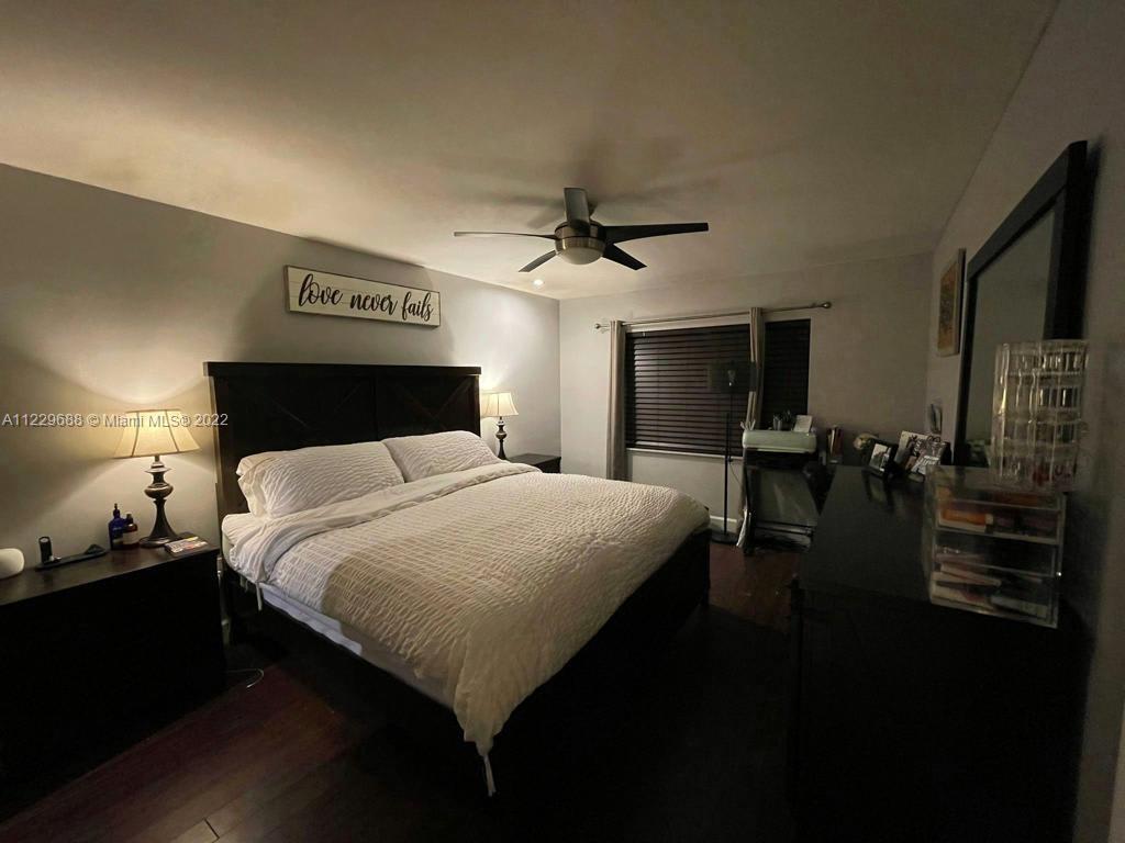 KENDALLWOOD VILLAS CONDO - Residential