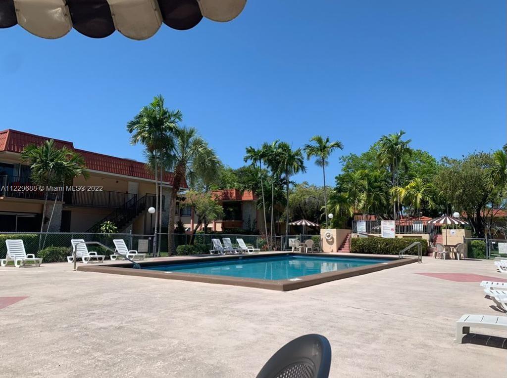 KENDALLWOOD VILLAS CONDO - Residential