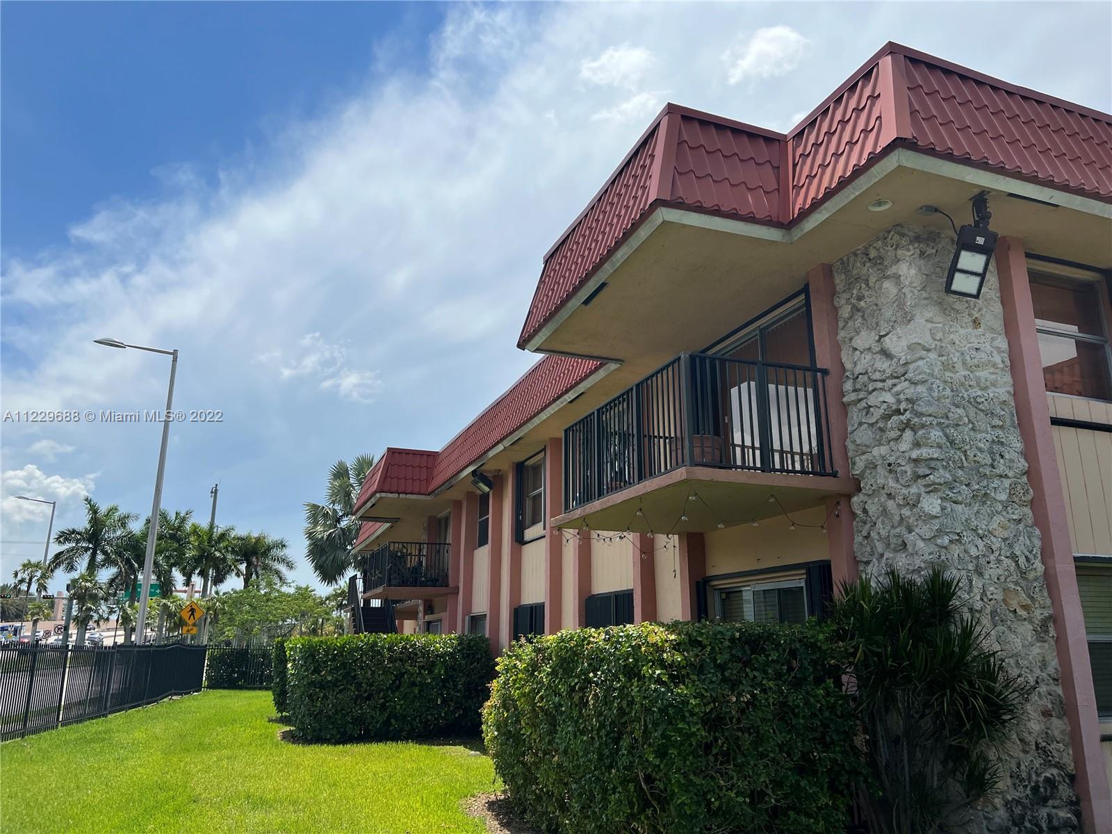 BEAUTIFUL, SPACIOUS 1/1, AS-IS, PRICED TO SELL WILL NOT LAST.  BEAUTIFUL, SPACIOUS 1/1, AS-IS, PRICED TO SELL WILL NOT LAST. GREAT LOCATION FOR STUDENTS, STARTER HOME, COMPLETELY RENOVATED IN 2012: 24X24 PORCELAIN TILE, HARDWOOD CABINETS, GRANITE COUNTER-TOPS/BACKSPLASH, SLATE BAR DESIGN, STAINLESS STEEL APPLIANCES, CENTRAL A/C SYSTEM, NEW TANKLESS WATER HEATER; DRY BAR, WOOD FLOORS, LARGE HIS AND HERS ORGANIZER STYLE WALK-IN CLOSET, FRAMELESS GLASS SHOWER, 15IN OVERHEAD RAIN-CAN SHOWER WITH DUAL CONTROLS AND SHOWER BENCH, NEW DOORS, PENDENT AND RECESSED LIGHTING, ACROSS MIAMI DADE COLLEGE AND 874/878, 3 MINUTES FROM FLORIDA'S TURNPIKE/PALMETTO. A LOT OF WORK PUT IN, MOVE IN READY. BEAUTIFUL COMMUNITY AND GREAT LOCATION