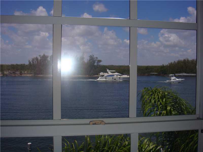 HOLLYWOOD CENTRAL BEACH 4 - Residential Lease