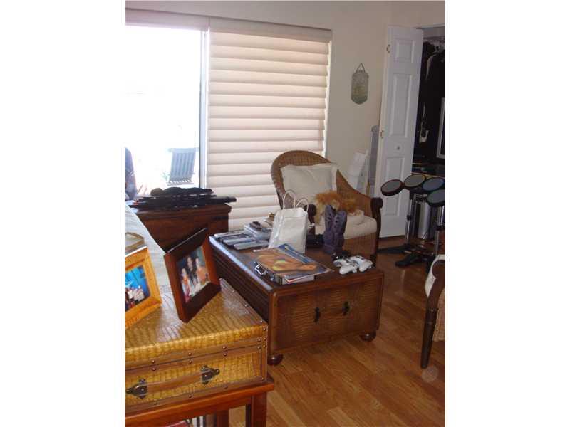 HOLLYWOOD CENTRAL BEACH 4 - Residential Lease