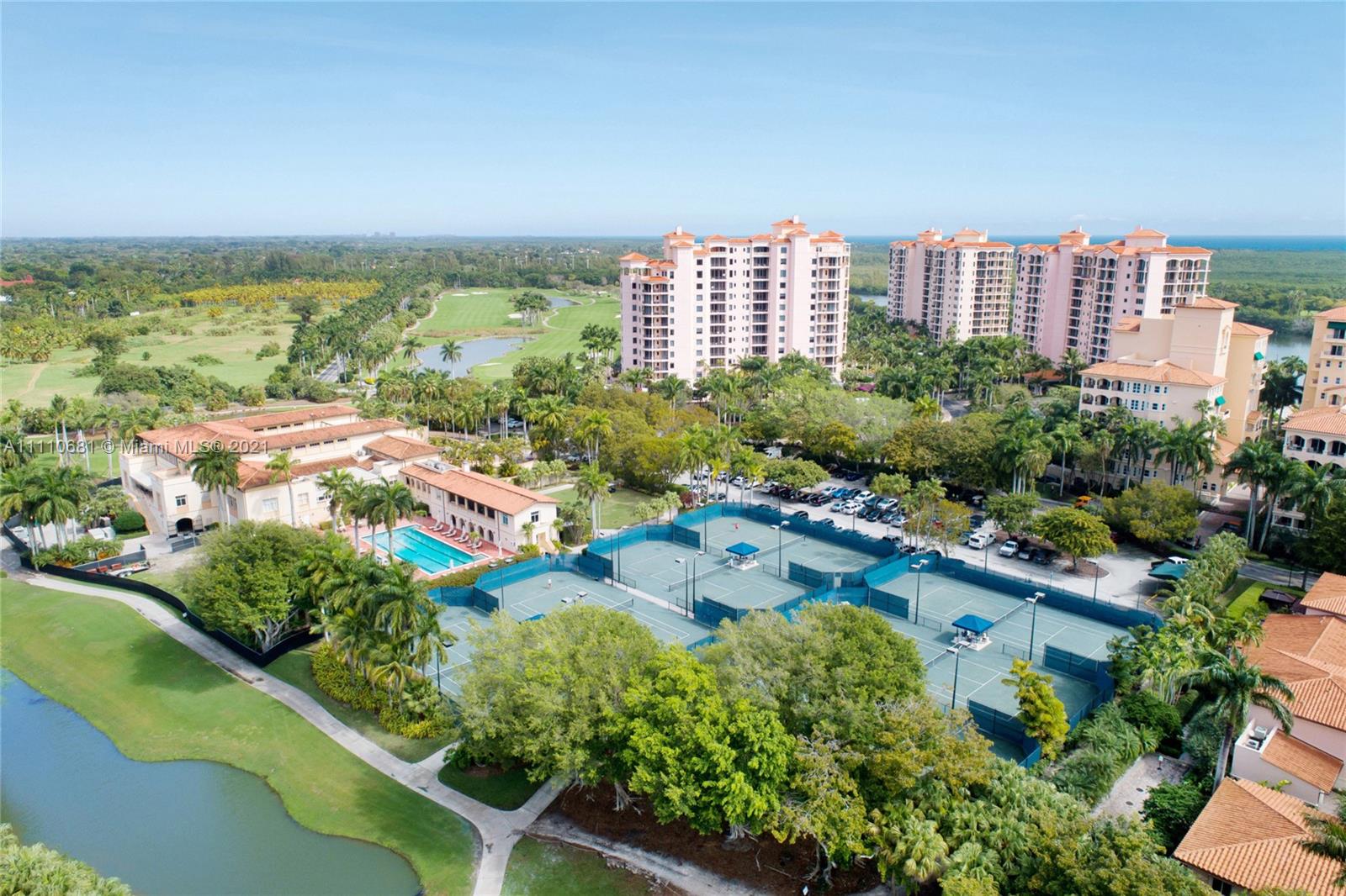 DEERING BAY ESTATES - Residential