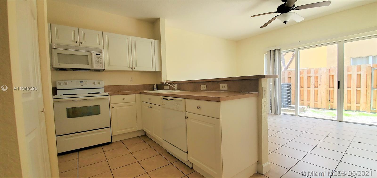 VILLAS AT CARMEL CONDO NO - Residential Lease