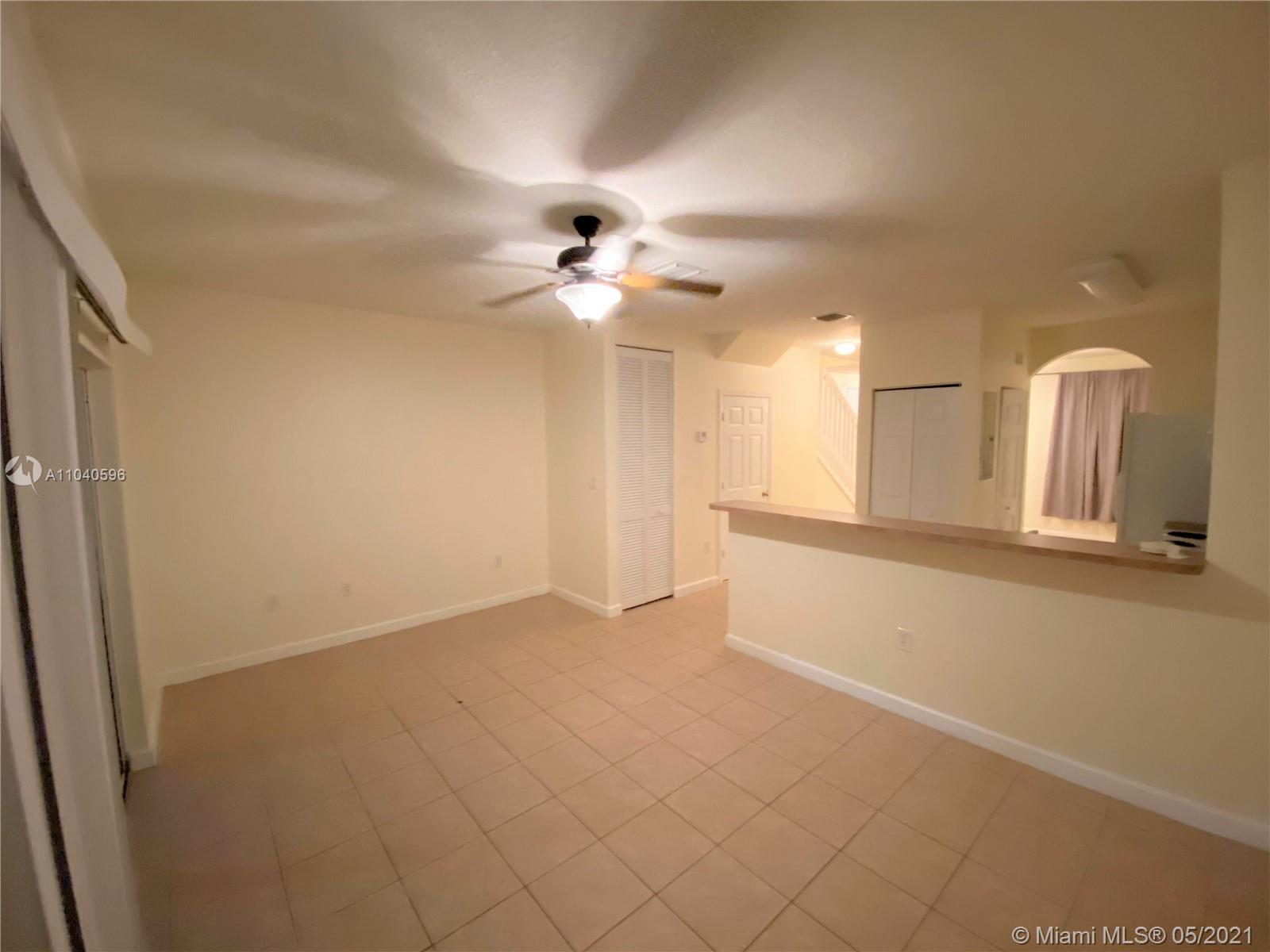VILLAS AT CARMEL CONDO NO - Residential Lease