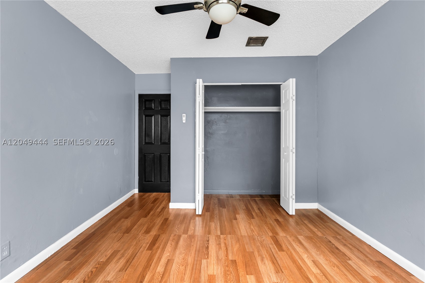 BLACK CREEK VILLAS - Residential