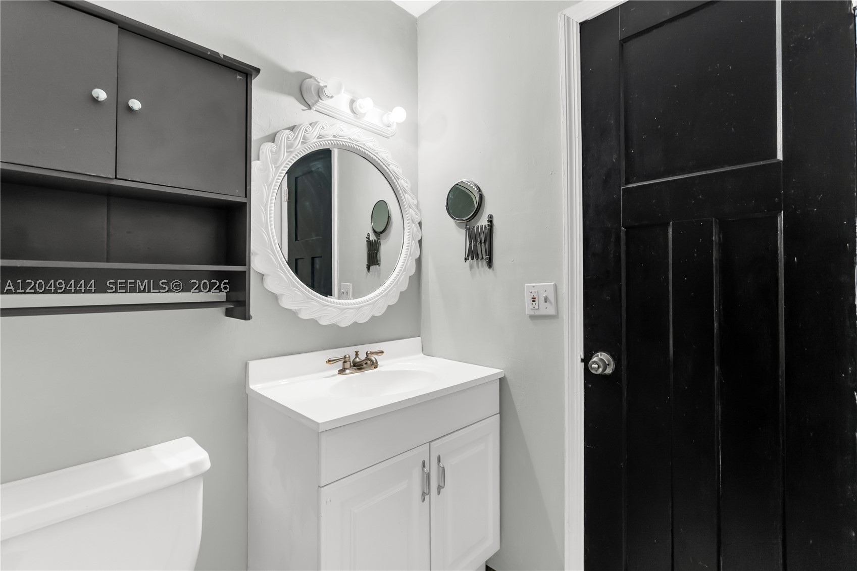 BLACK CREEK VILLAS - Residential