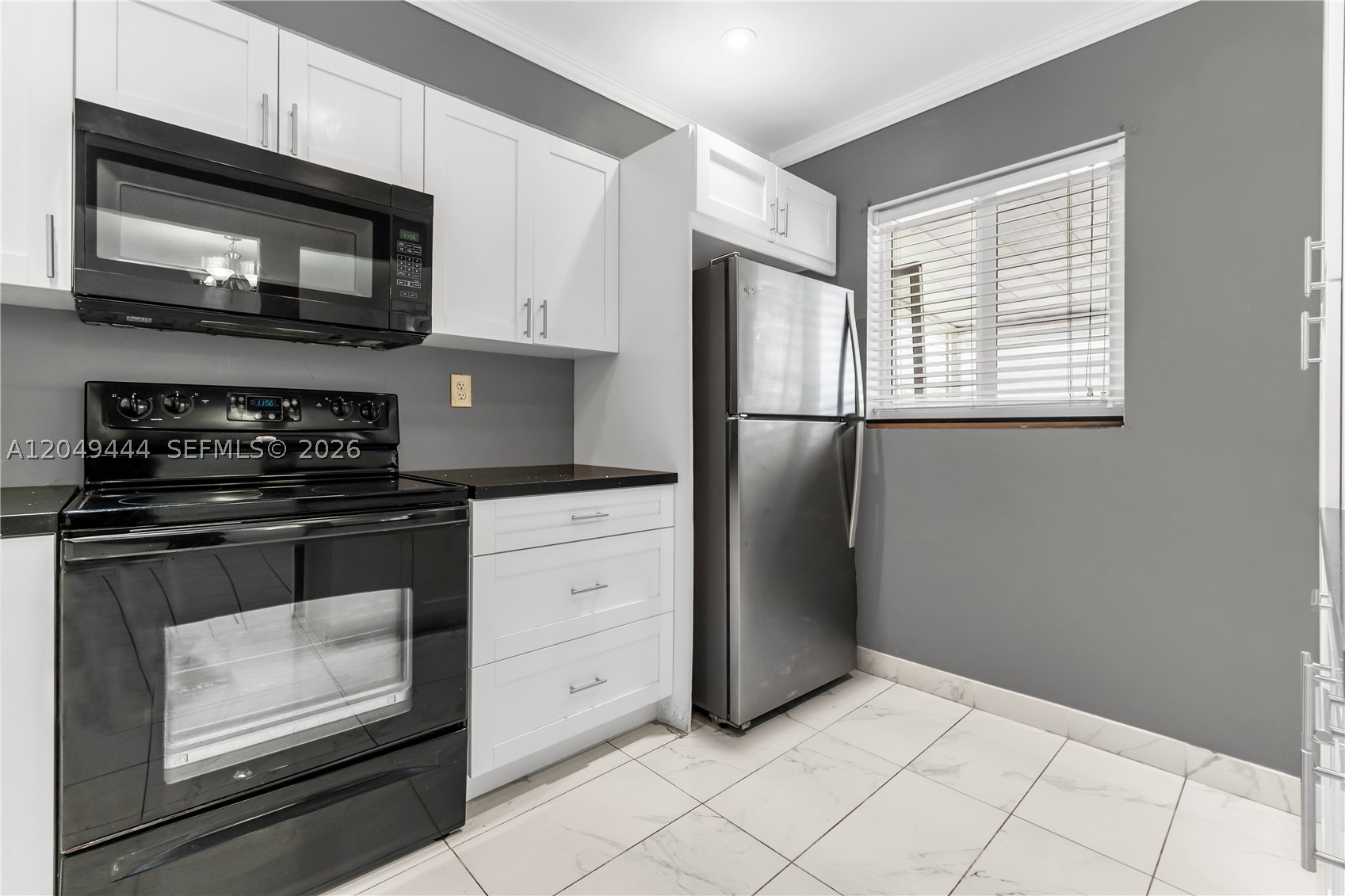 BLACK CREEK VILLAS - Residential