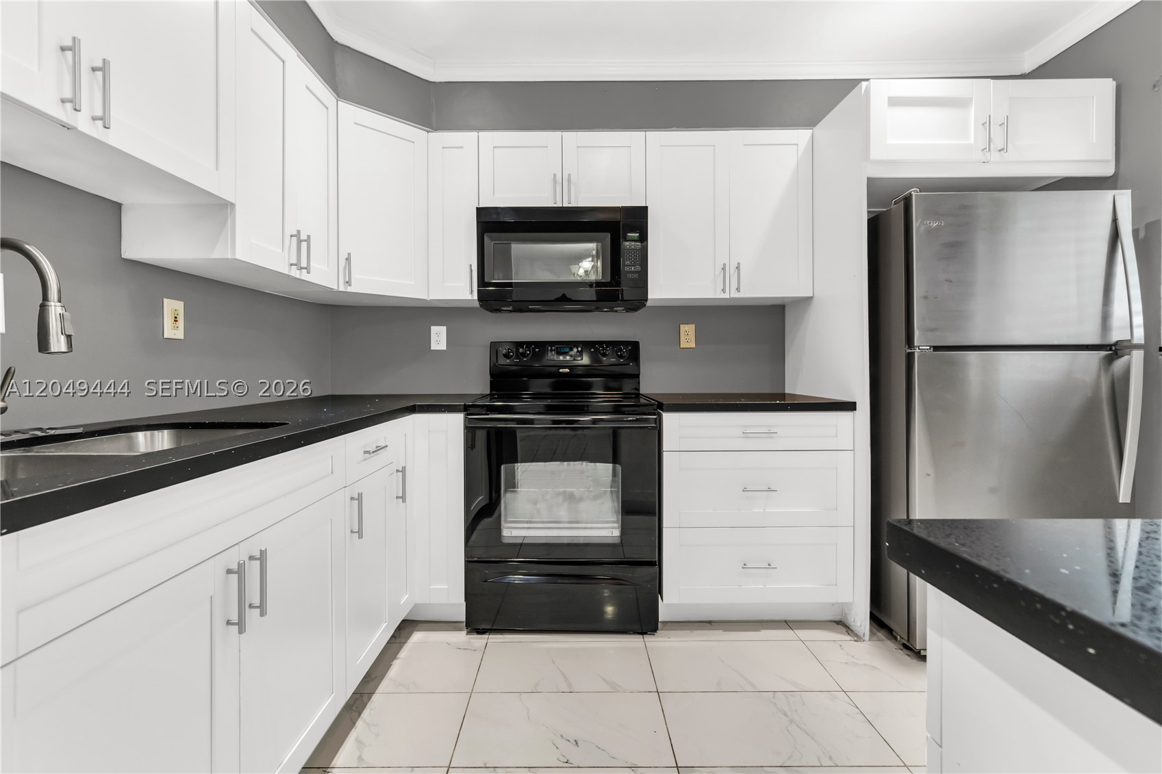 BLACK CREEK VILLAS - Residential