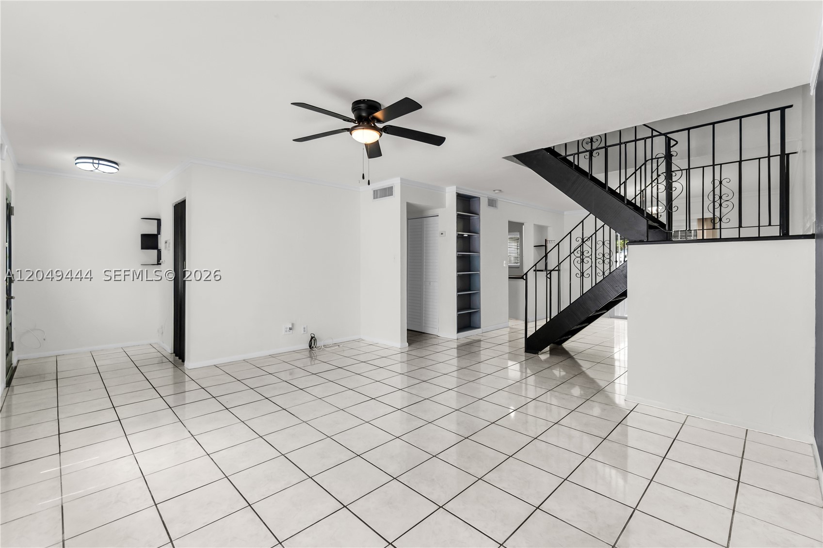 BLACK CREEK VILLAS - Residential