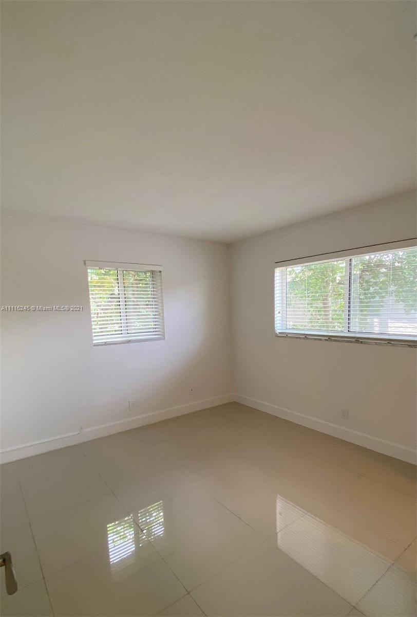 TEN AT VICTORIA PARK COND - Residential Lease