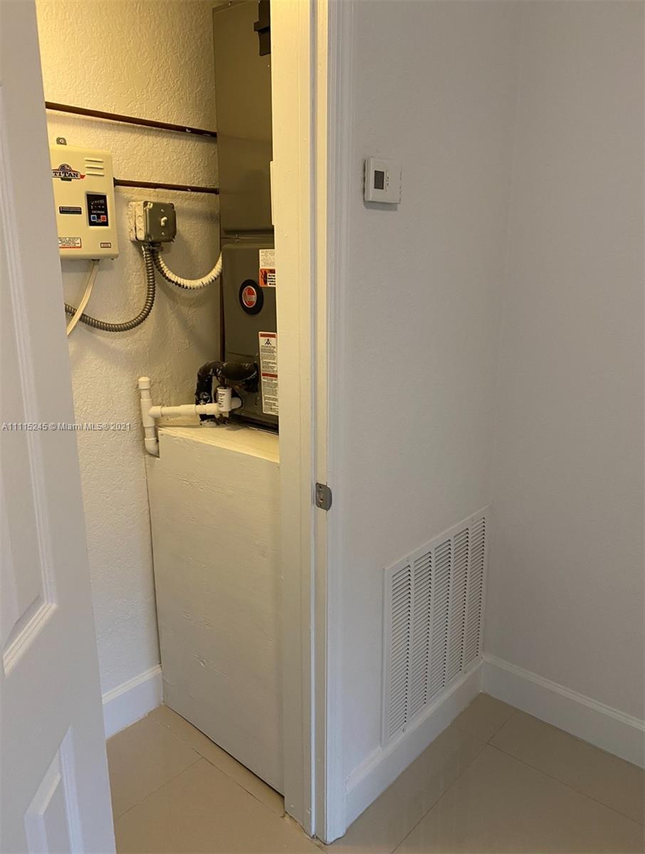 TEN AT VICTORIA PARK COND - Residential Lease