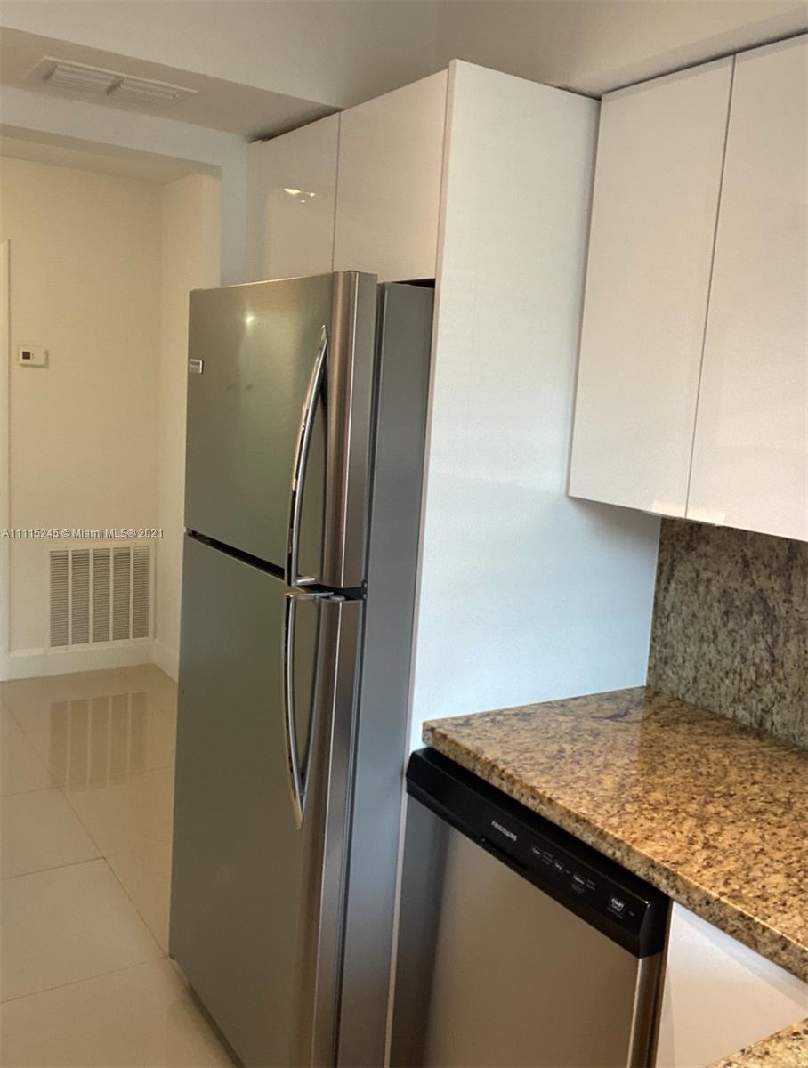 TEN AT VICTORIA PARK COND - Residential Lease