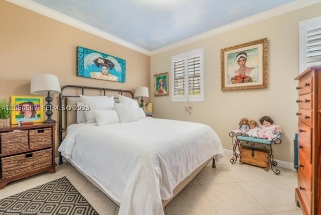 LA HACIENDA IN THE GABLES - Residential