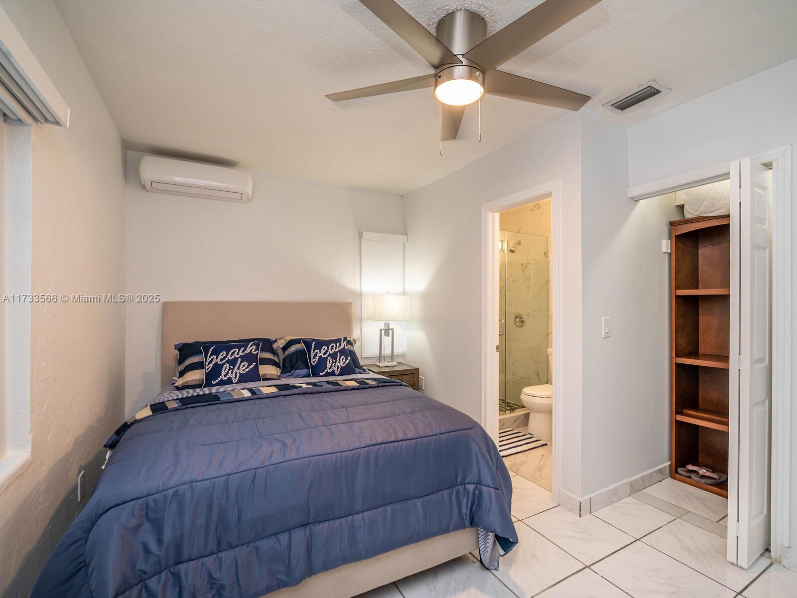 TAMIAMI GARDENS - Residential