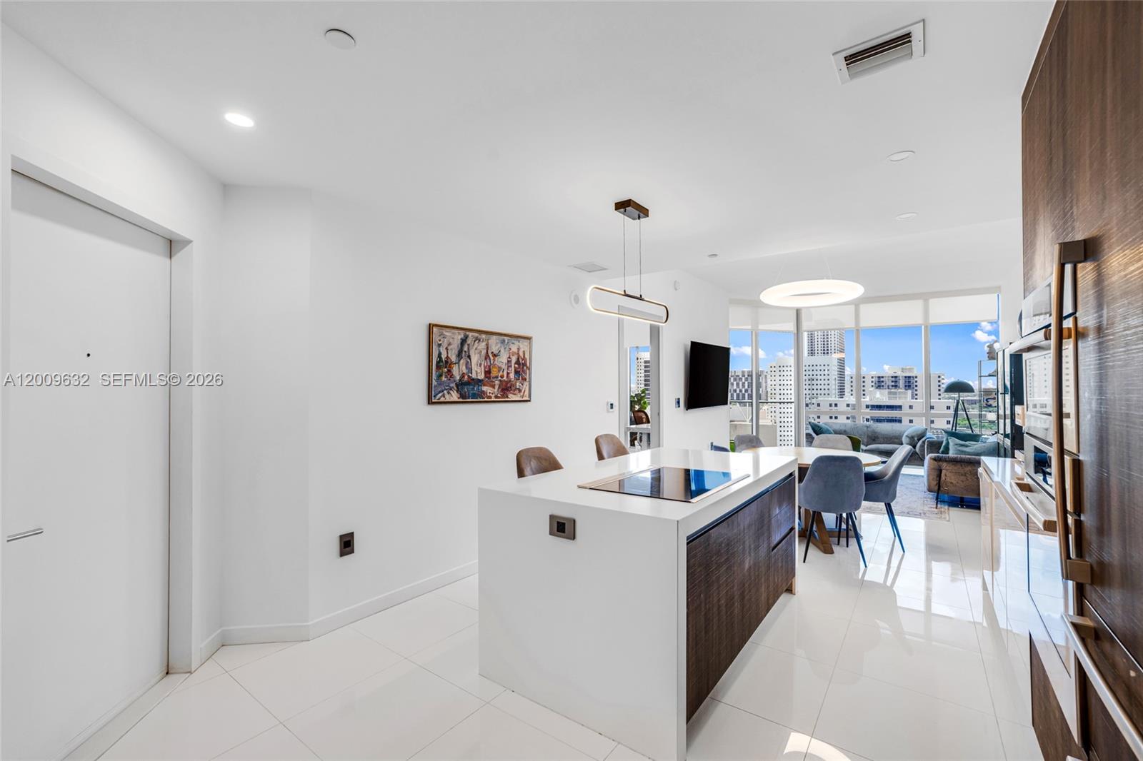 PARAMOUNT MIAMI WORLDCENT - Residential