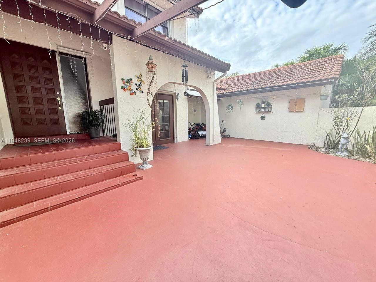 ARBORGATE PATIO HOMES - Residential Lease