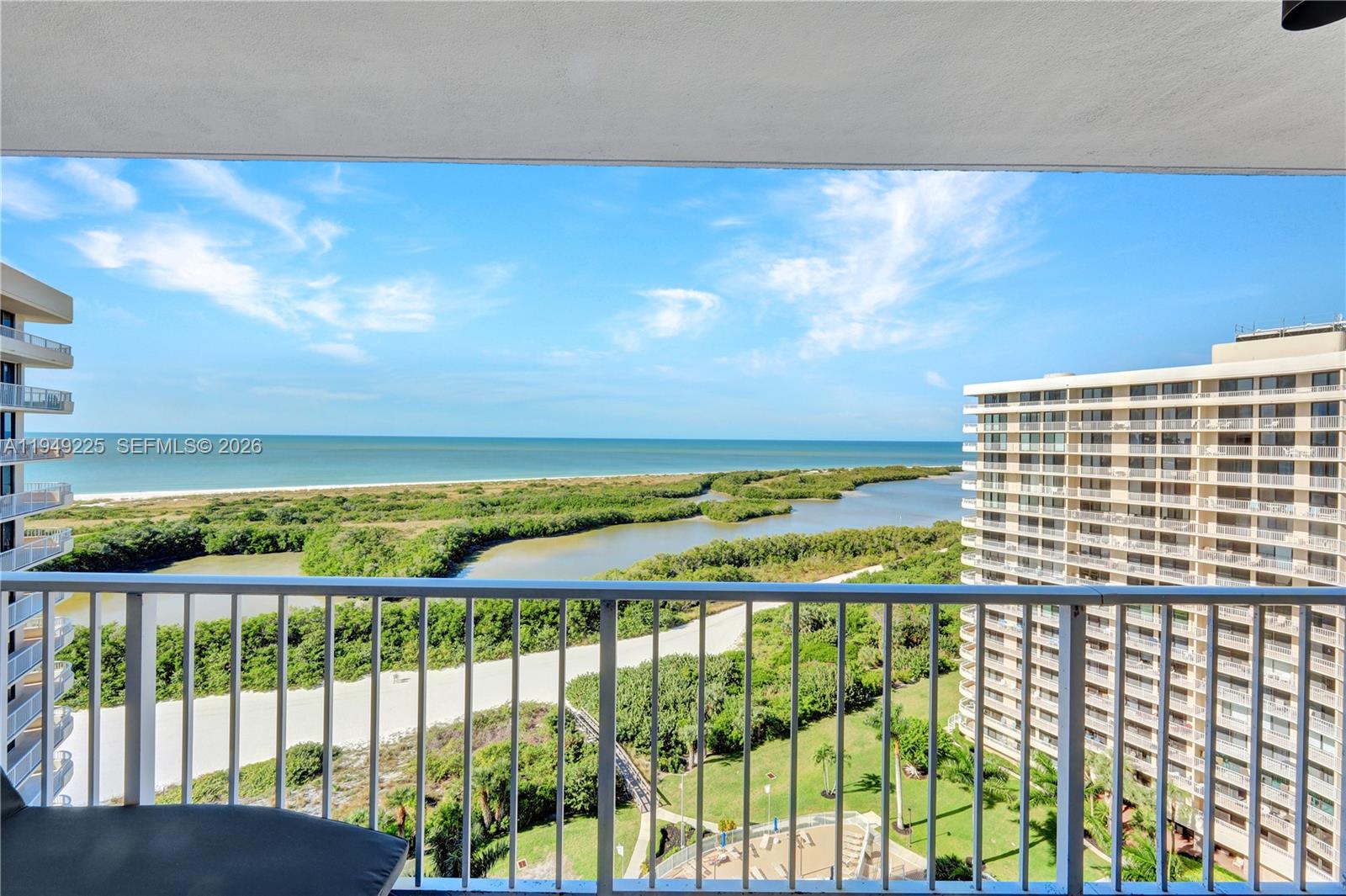 MARCO BEACH - Residential