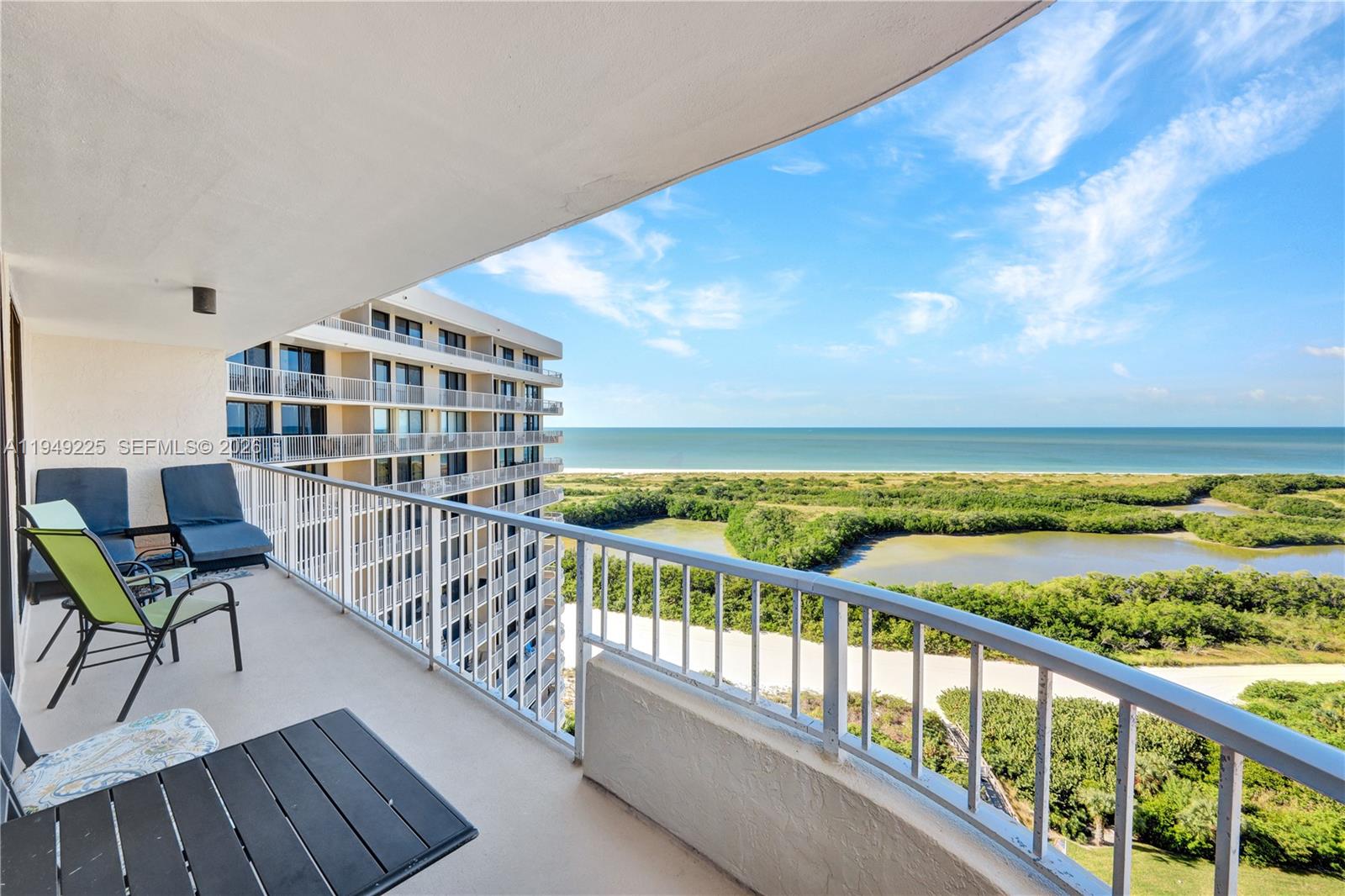 MARCO BEACH - Residential