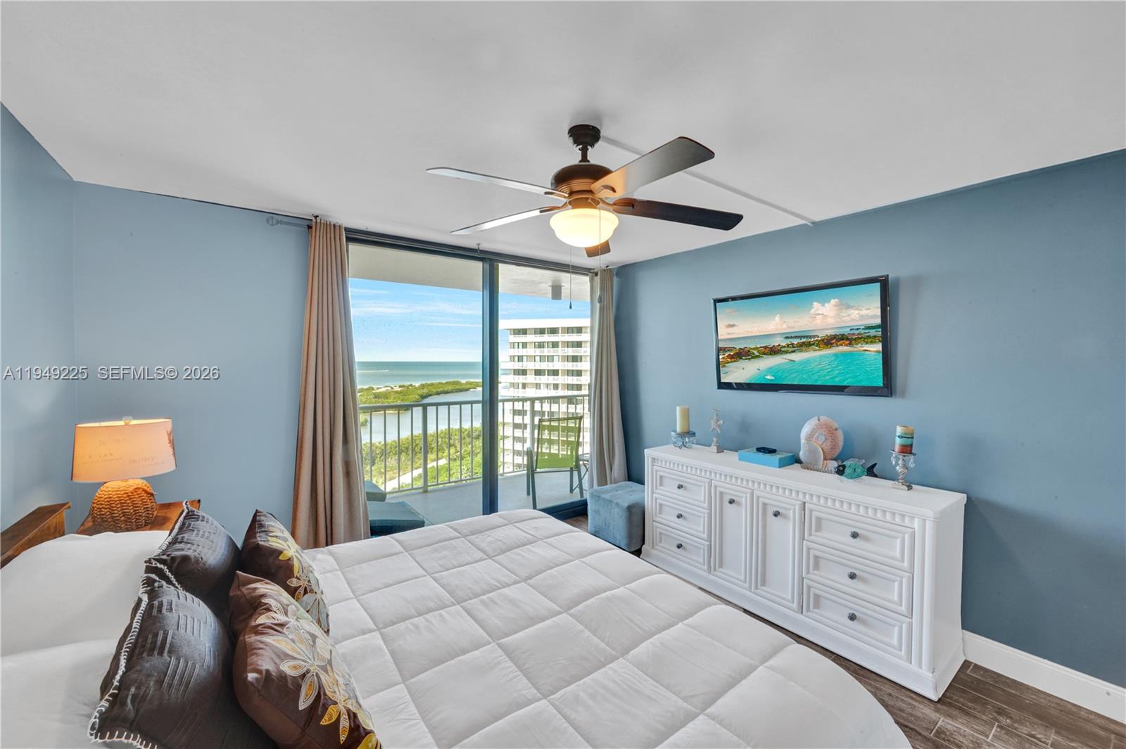 MARCO BEACH - Residential