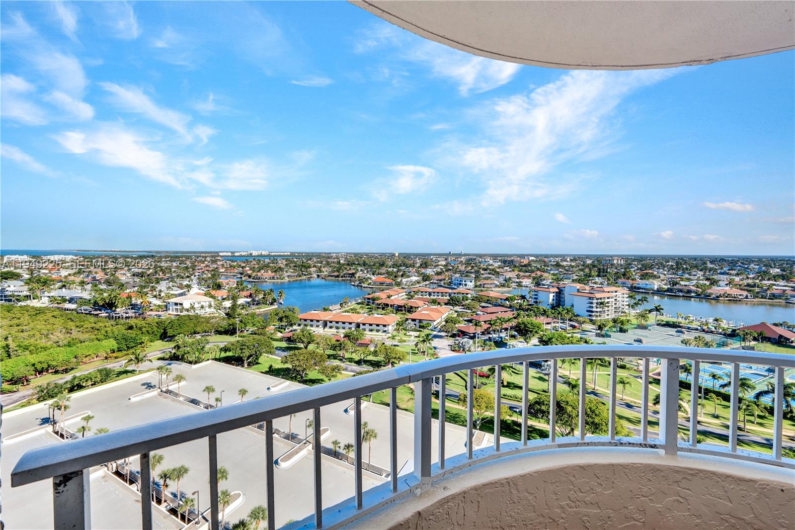 MARCO BEACH - Residential
