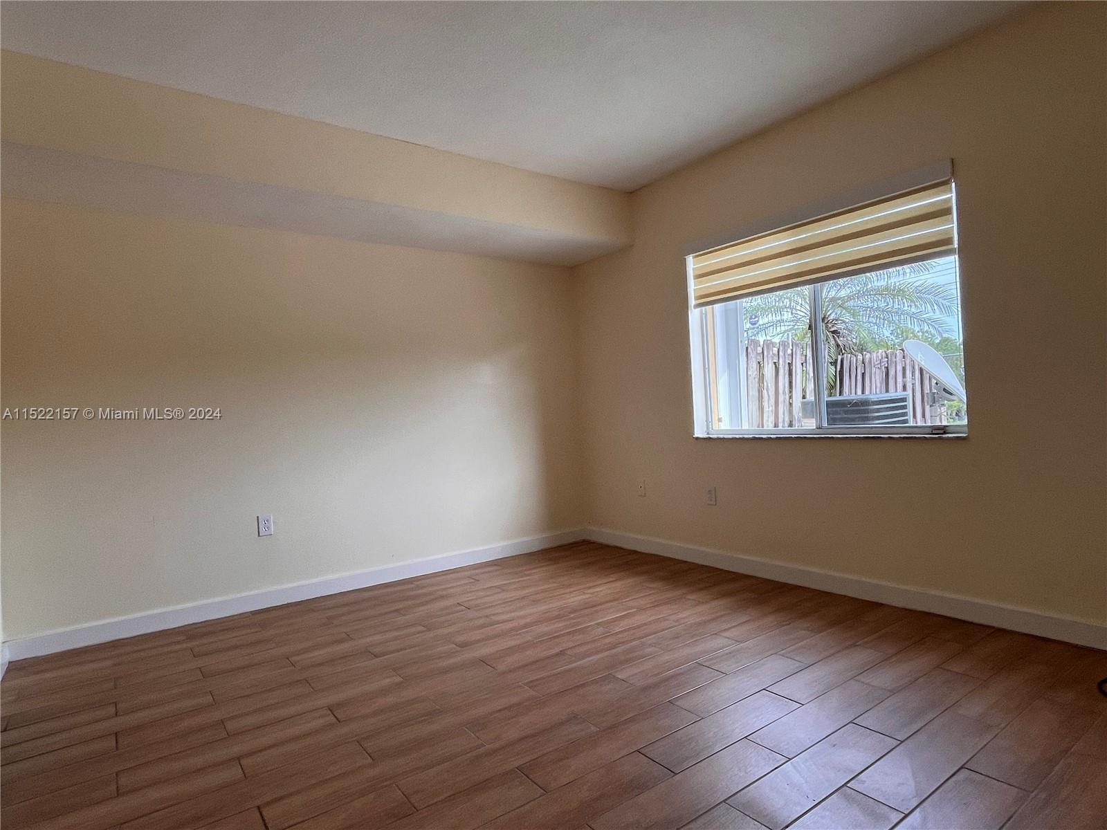 VISTA ALEGRE TOWNHOMES VI - Residential Lease