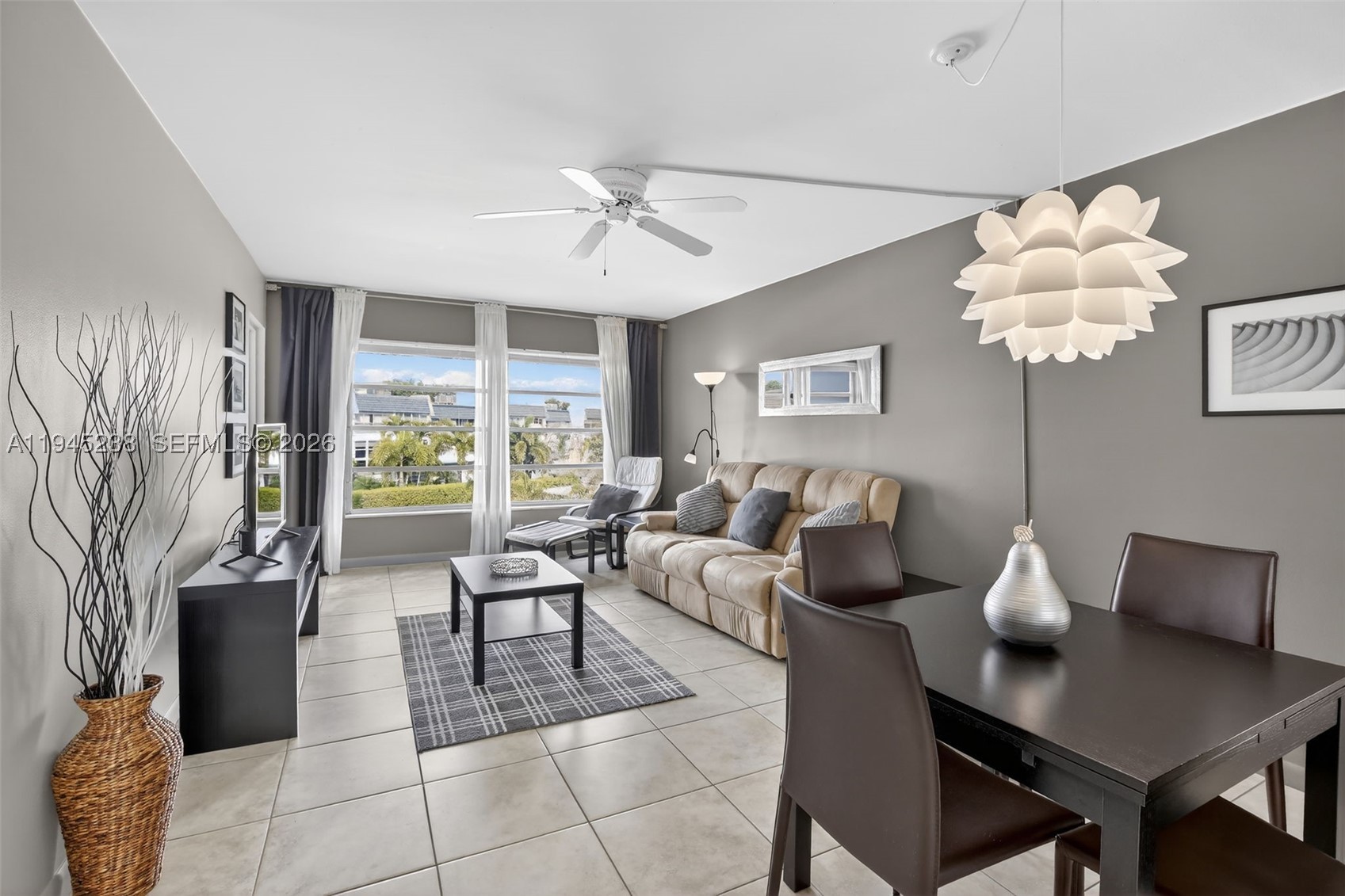 ORIOLE GOLF & TENNIS CLUB - Residential