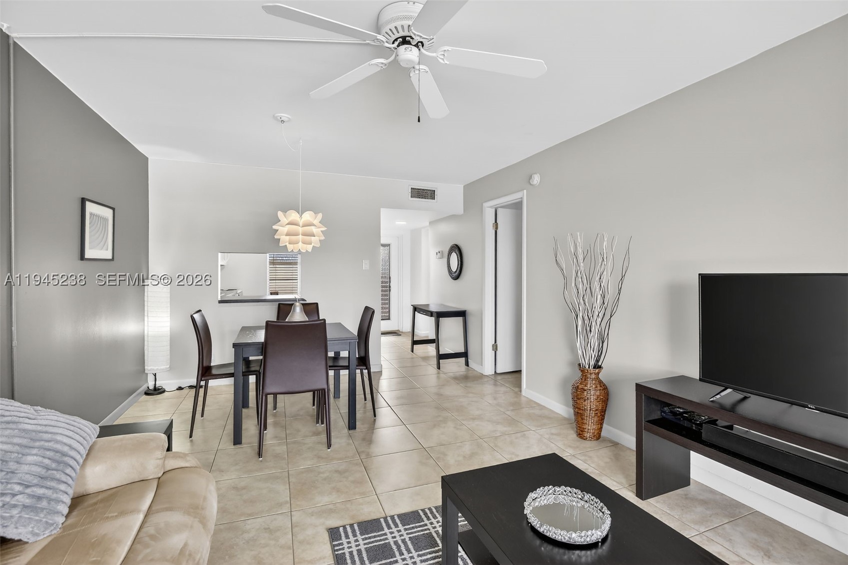 ORIOLE GOLF & TENNIS CLUB - Residential