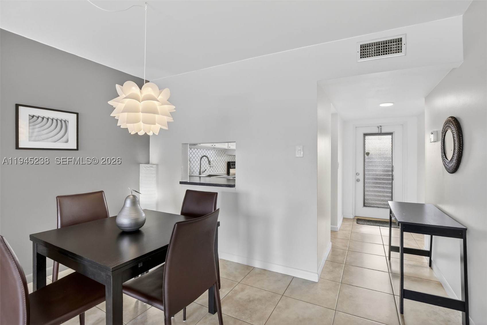 ORIOLE GOLF & TENNIS CLUB - Residential