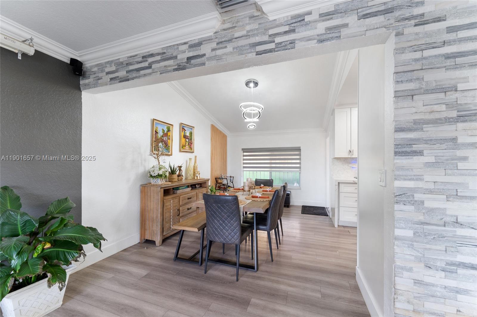 SHENANDOAH - Residential Lease