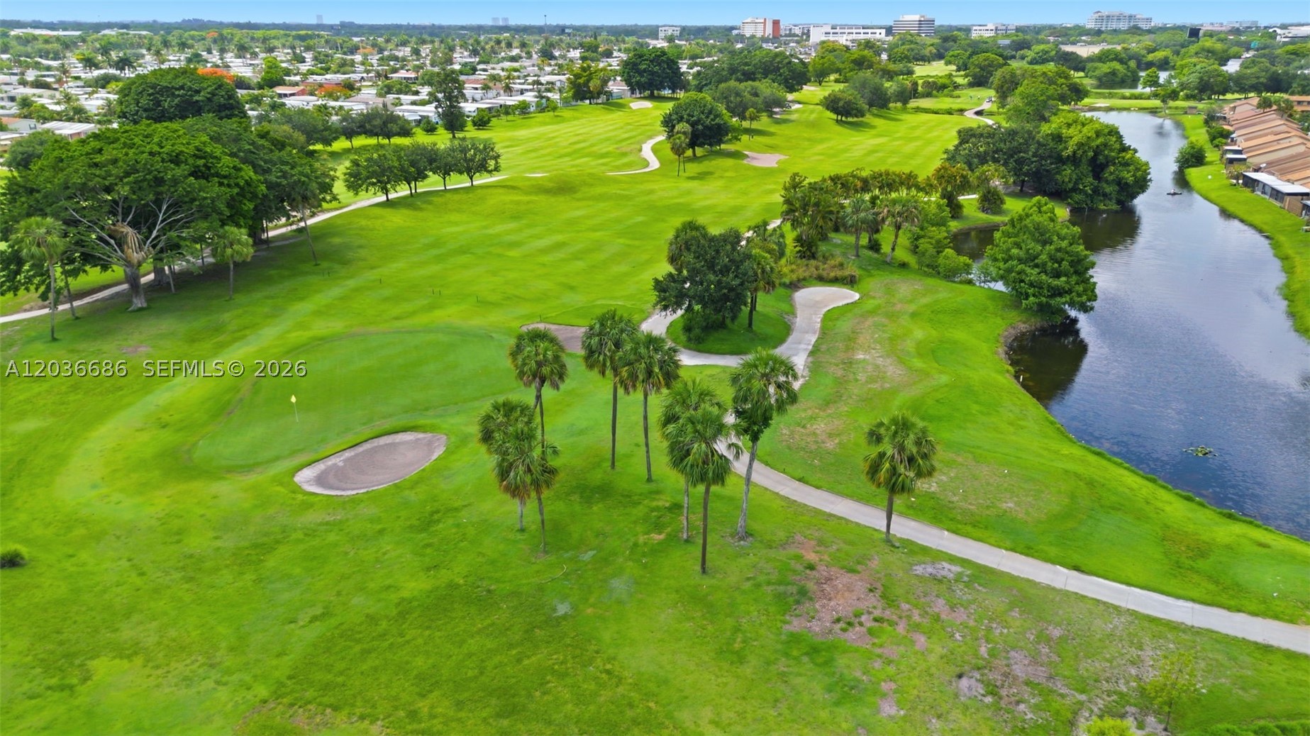 ARROWHEAD GOLF AND TENNIS - Residential