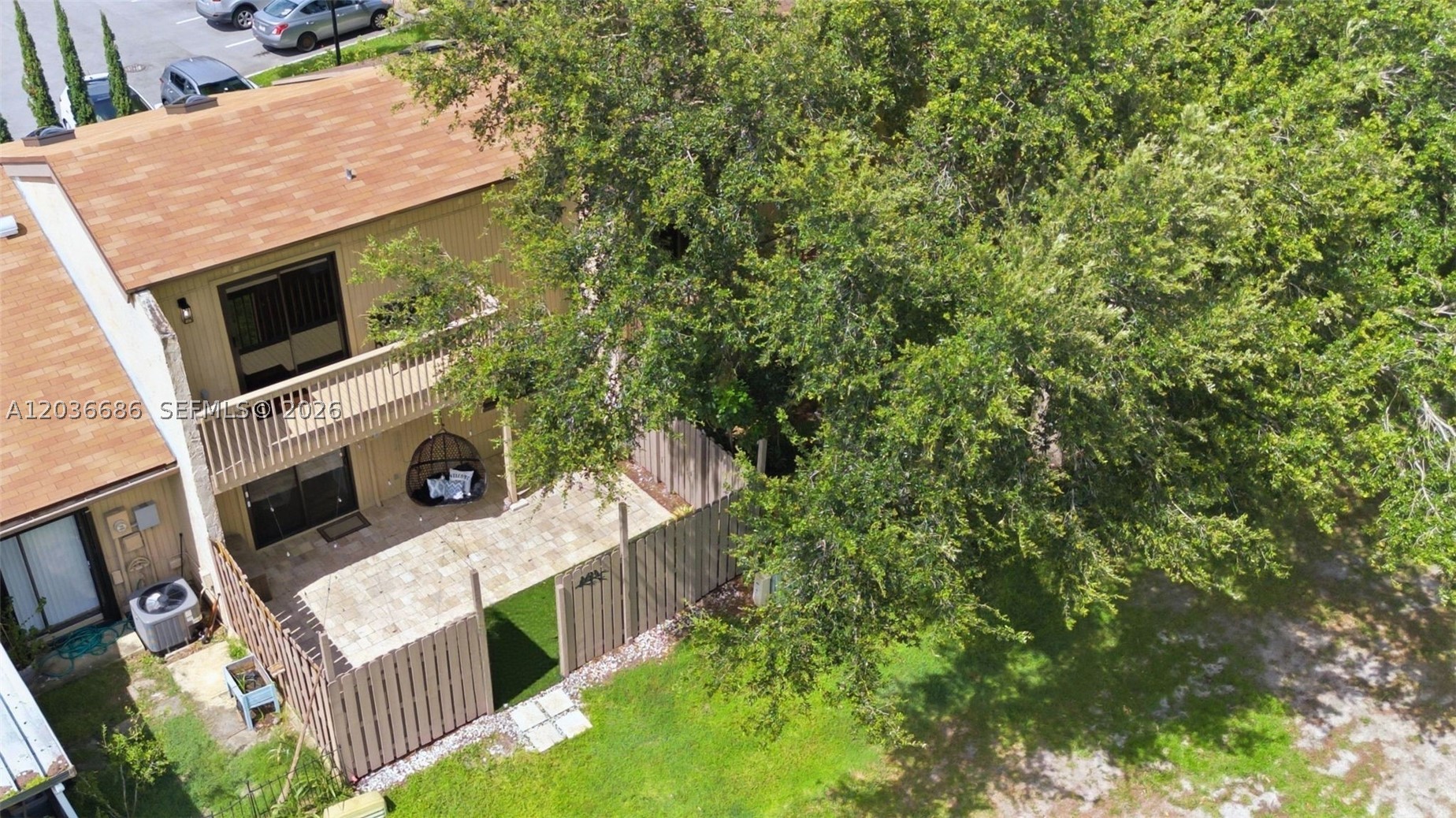 ARROWHEAD GOLF AND TENNIS - Residential
