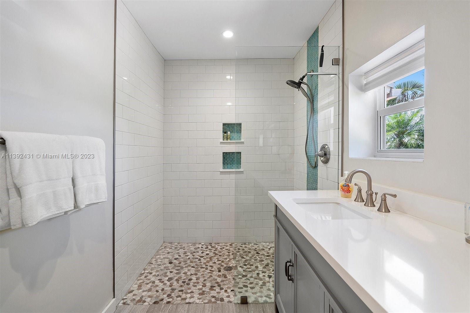 AMERICAN HOMES AT BOCA RA - Residential