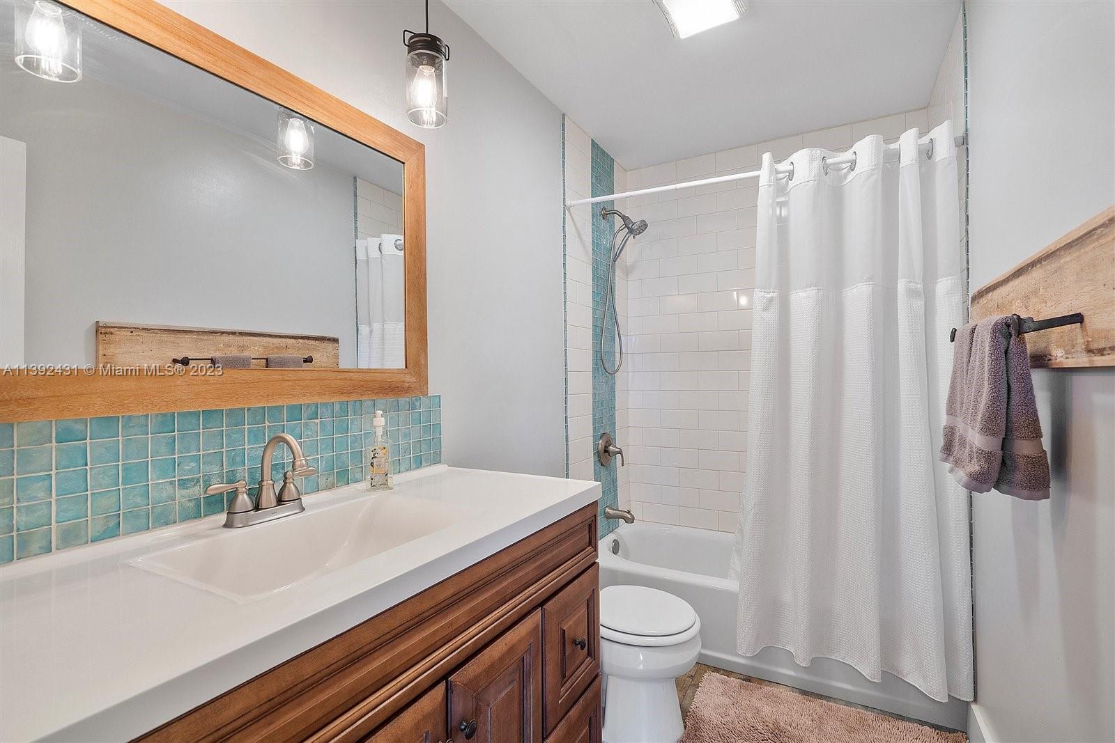 AMERICAN HOMES AT BOCA RA - Residential