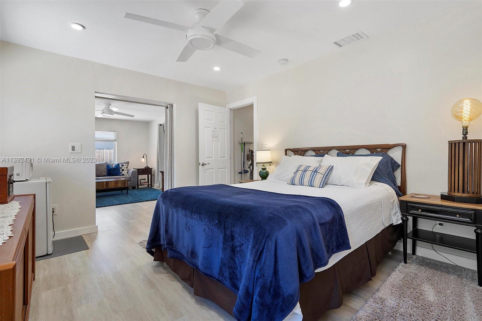 AMERICAN HOMES AT BOCA RA - Residential