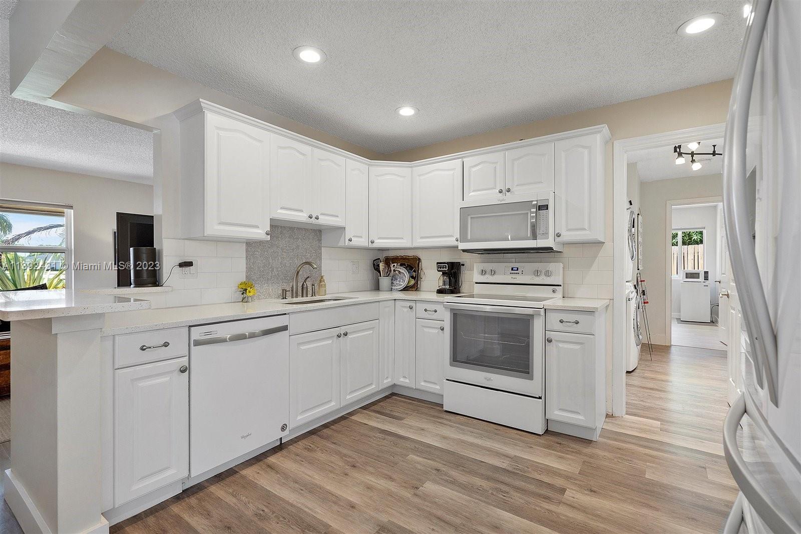 AMERICAN HOMES AT BOCA RA - Residential