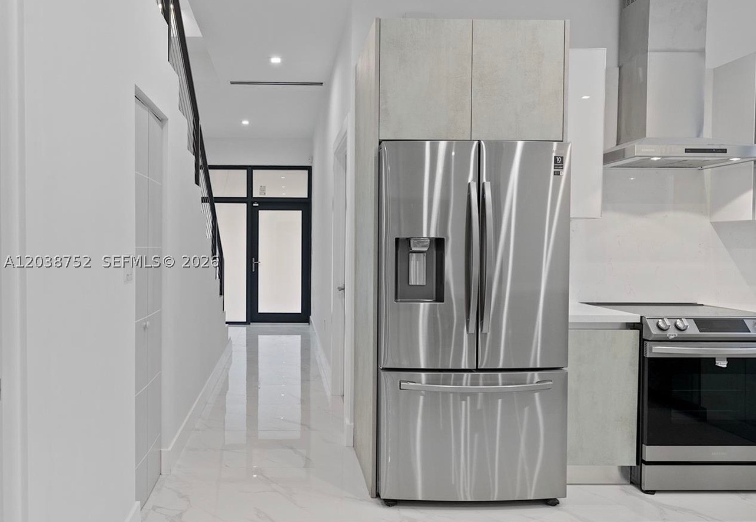 FROW HOMESTEAD - Residential Lease