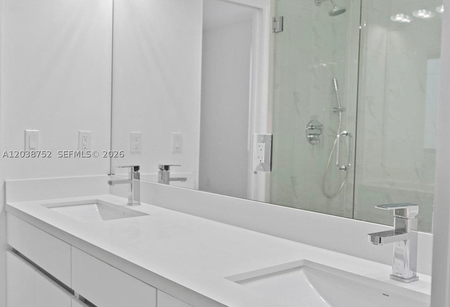FROW HOMESTEAD - Residential Lease